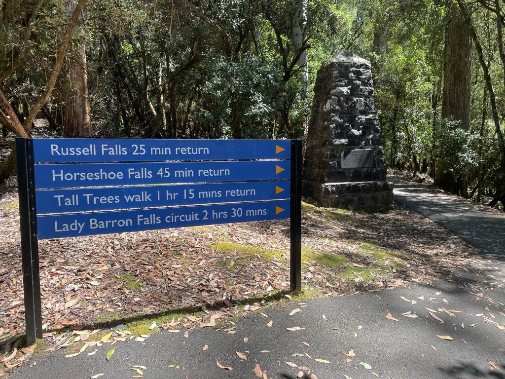 The signpost at the entrance to Russell Falls.